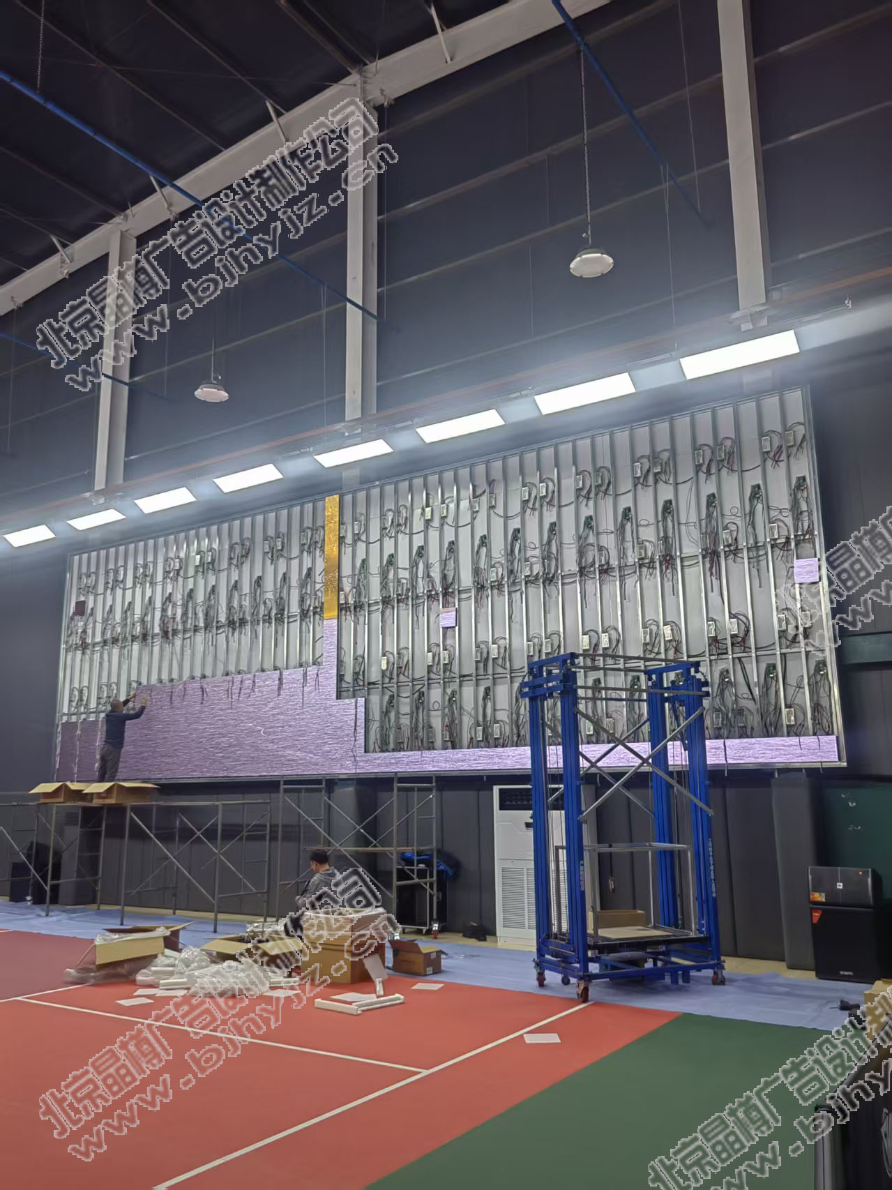 LED显示屏加工